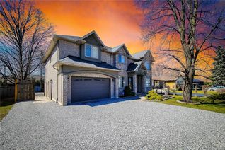 Detached House for Sale, 17 Miller Drive, Ancaster, ON