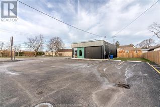 Business for Sale, 813 Queen Street, Chatham, ON