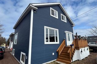 Detached House for Sale, 2 Wireless Road, Botwood, NL