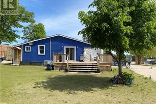 Detached House for Sale, 77, 79, 87 Mosley Street, Wasaga Beach, ON