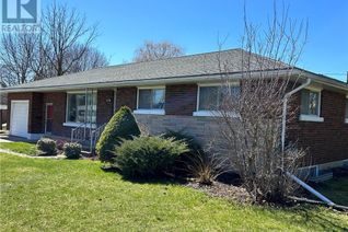 Bungalow for Sale, 526 16th Avenue, Hanover, ON
