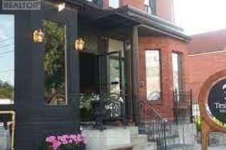 Restaurant/Pub Business for Sale, 690 Euclid Ave, Toronto, ON