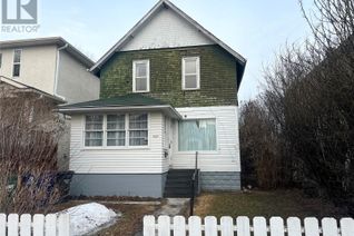 Detached House for Sale, 405 D Avenue S, Saskatoon, SK