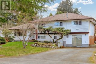Detached House for Sale, 4403 Chartwell Dr, Saanich, BC