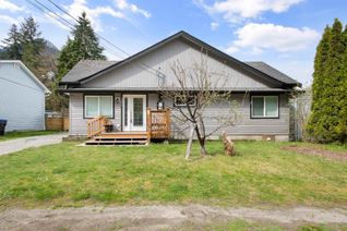 Detached House for Sale, 19835 Peter Street, Hope, BC