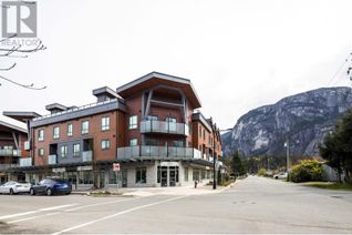 Condo Townhouse for Sale, 37808 Third Avenue #210, Squamish, BC