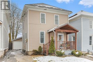 Detached House for Sale, 15 Kent Street, Smiths Falls, ON