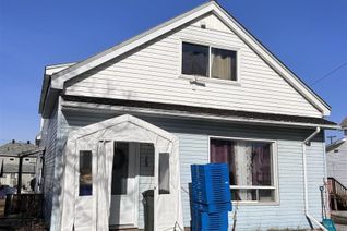 Duplex for Sale, 287 Tenth Ave, Cochrane, ON