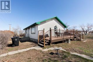 Bungalow for Sale, 206 1 Street, Suffield, AB