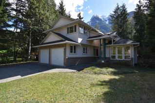Detached House for Sale, 65712 Birchtrees Drive, Hope, BC