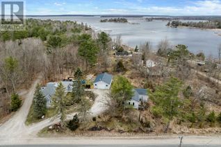 Detached House for Sale, 1101 Honey Harbour Rd N, Georgian Bay, ON