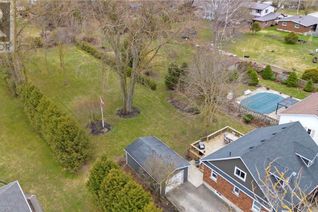 Detached House for Sale, 350 Durham Street W, Mount Forest, ON