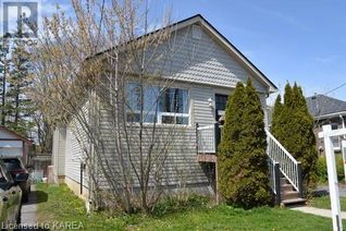 Detached House for Sale, 262 E Macdonnell Street, Kingston, ON
