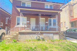 Semi-Detached House for Rent, 3174 Peter, Windsor, ON