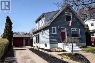 Detached House for Sale, 11 Montgomery Avenue, St. Catharines, ON