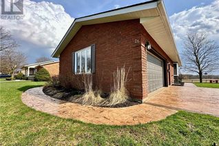 House for Sale, 21 2nd Street Crescent, Hanover, ON