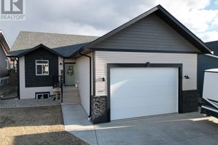 Detached House for Sale, 1829 83 Avenue, Dawson Creek, BC