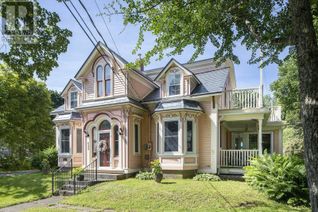Property for Sale, 624 Main Street, Mahone Bay, NS