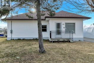 Bungalow for Sale, 43 Cote Avenue, Chelmsford, ON