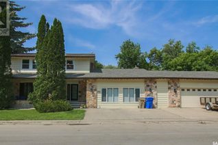 Detached House for Sale, 892 Mcniven Avenue, Regina, SK