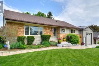 Detached House for Sale, 196 Rodney Street, Waterloo, ON