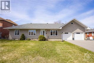 Detached House for Sale, 17 Lamadeleine Boulevard, Embrun, ON