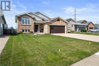 Detached House for Sale, 7797 Bishop Avenue, Niagara Falls, ON