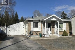 Detached House for Sale, 40 Pearson Dr, Elliot Lake, ON