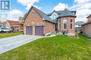 Detached House for Sale, 516 Marl Meadow Crescent, Kitchener, ON
