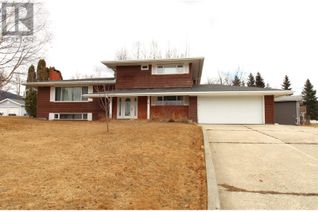 House for Sale, 8 Williston Crescent, Mackenzie, BC