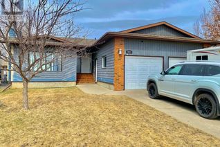 Bungalow for Sale, 5624 60 Avenue, Rocky Mountain House, AB