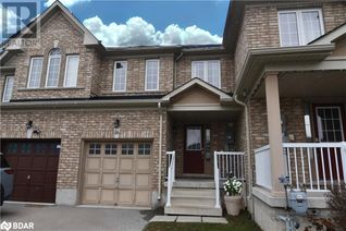 Townhouse for Sale, 16 Lancaster Court, Barrie, ON