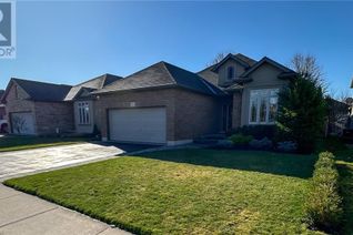 Detached House for Sale, 12 Cooper Court, Fonthill, ON