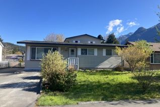 Detached House for Sale, 549 Rupert Street, Hope, BC