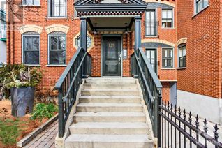 Condo Apartment for Sale, 139 Guigues Avenue #11, Ottawa, ON