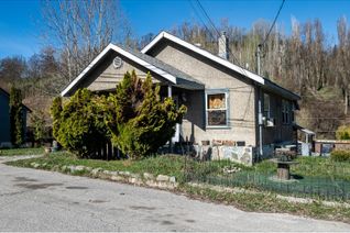 Property for Sale, 217 Currie Street, Warfield, BC