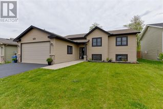 Raised Ranch-Style House for Sale, 21 Dustin Drive, Petawawa, ON