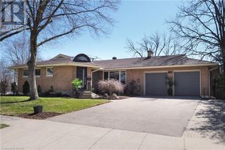 Bungalow for Sale, 201 Vermont Street, Waterloo, ON