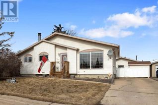 Bungalow for Sale, 137 Robin Crescent, Fort McMurray, AB