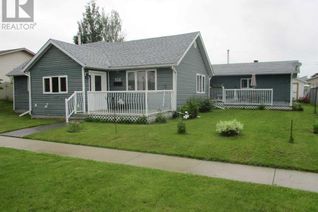 House for Sale, 308 6th Avenue Se, Manning, AB