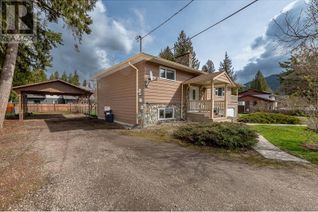 House for Sale, 606 Forest Park Street, Sicamous, BC