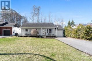 Detached House for Sale, 870 Payer Street, Rockland, ON