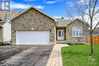 Bungalow for Sale, 9 Pebblemill Lane, Russell, ON
