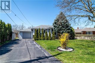 Detached House for Sale, 1 Appelby Drive, St. Catharines, ON