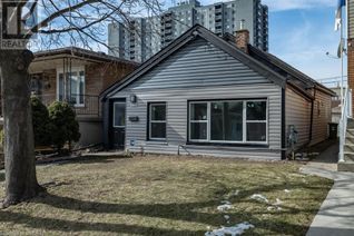 Detached House for Sale, 131 West Avenue N, Hamilton, ON