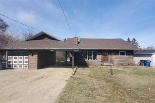 Bungalow for Sale, 806 Garnet Street, Grenfell, SK