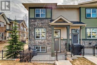 Townhouse for Sale, 211 Mckenzie Towne Link Se, Calgary, AB