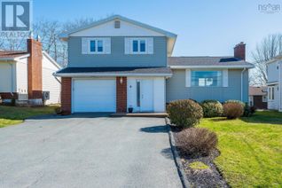 Detached House for Sale, 8 Sea King Drive, Dartmouth, NS