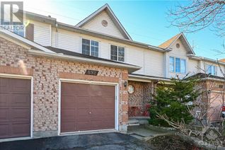 Freehold Townhouse for Sale, 892 Paradise Crescent, Ottawa, ON