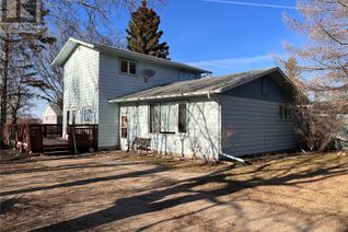 Detached House for Sale, 609 B Avenue W, Wynyard, SK